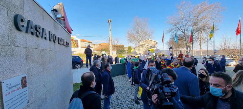 Costa foi a Podence abrir a porta para o pavilhão do Dubai