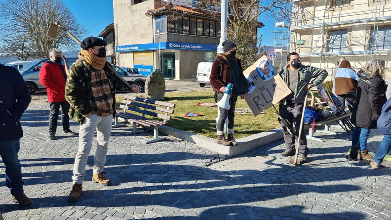 Montalegre manifestou-se na rua contra as minas
