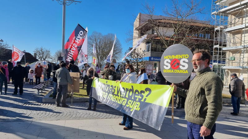 Montalegre manifestou-se na rua contra as minas