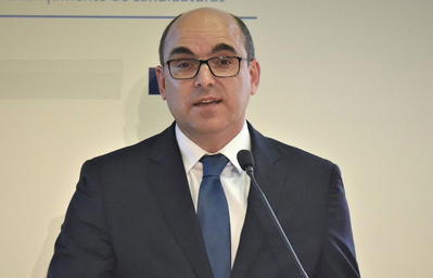 Vimioso defende maior aposta do Governo na educação para fixar pessoas no interior