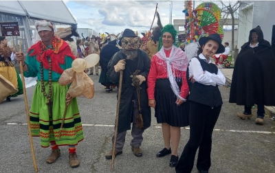 Mascarados invadiram Bemposta com rituais de diferentes países europeus