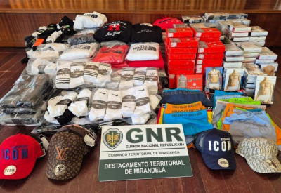 GNR apreende mais de 1.300 artigos contrafeitos em Carrazeda de Ansiães