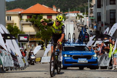Artem Nych vence etapa inaugural e lidera Grande Prémio Douro Internacional
