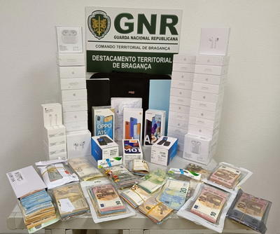 Apreensão de artigos contrafeitos e mais de 16 mil euros em Macedo de Cavaleiros