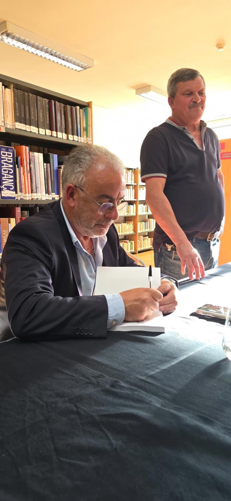 Lançamento do livro “Entre o Dia e a Noite” de Baptista Jerónimo.