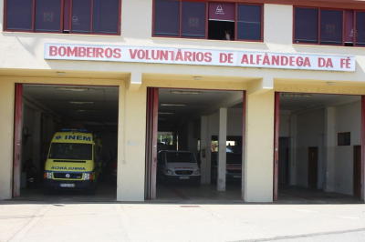 Ex-bombeiro de Alfândega da Fé acusado de atear 18 fogos florestais absolvido