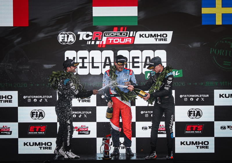Duelo intenso sorri à Veloso Motorsport
