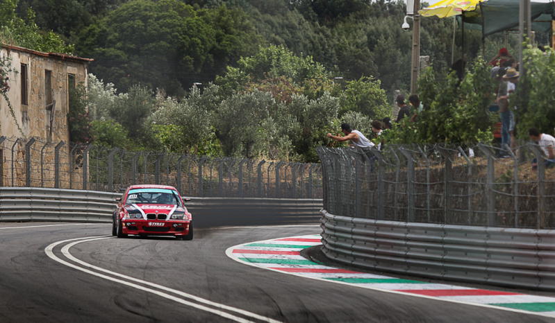 Duelo intenso sorri à Veloso Motorsport