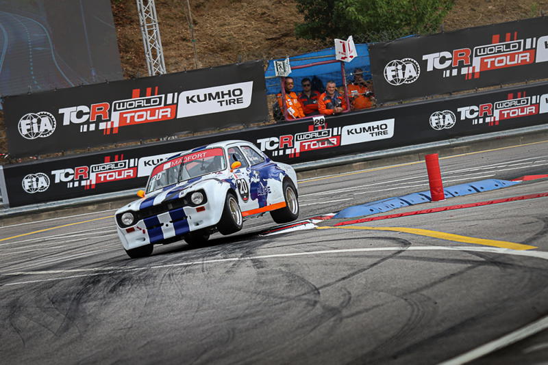 Duelo intenso sorri à Veloso Motorsport
