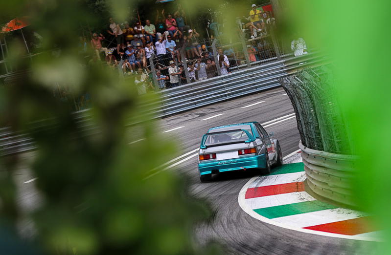 Duelo intenso sorri à Veloso Motorsport