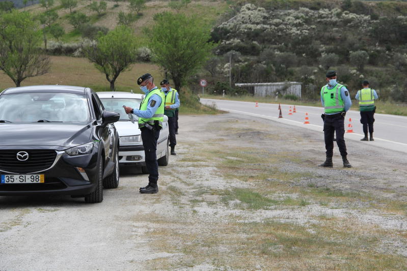 Operação da GNR em Mirandela na EN213