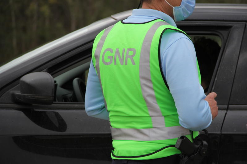 Operação da GNR em Mirandela na EN213