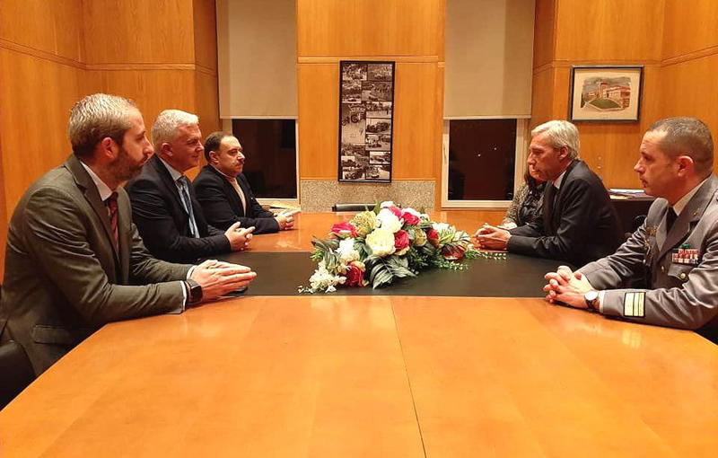 Ministro da Defesa destaca aposta tecnológica com simulador