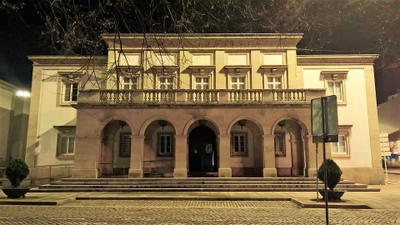 Político em julgamento por abuso sexual de menor