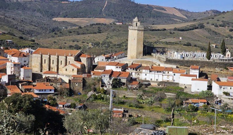 Freixo e Espada à Cinta é o melhor amigo português de Macau há 500 anos