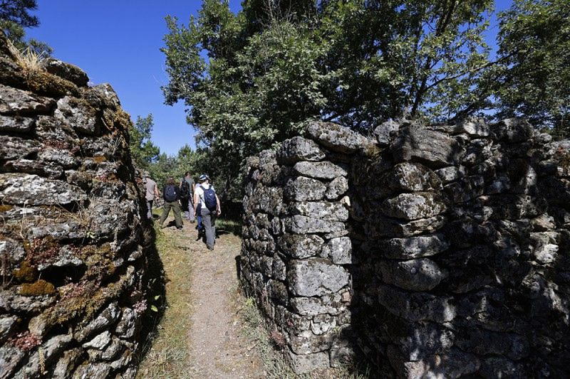 À descoberta dos castros do Barroso para ‘ativar’ o património histórico